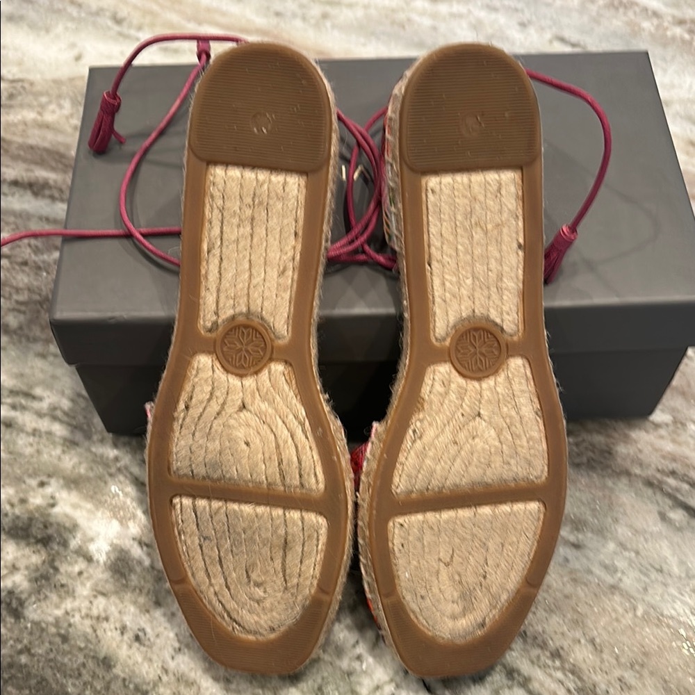 ๐ธ Cynthia Vincent Farie Ikat-Print D'Orsay Espadrille Sandals (Size 7.5) ๐ธ - Picture 7 of 8
